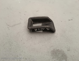 Рамка фиксатора замка двери для Land Rover Defender I рестайлинг (2007—2016)  запчасти бу