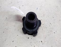 Крышка маслозаливной горловины для Nissan Maxima A32 (1994—2000)  запчасти бу