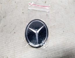 Эмблема с рулевого колеса для MERSEDESBENZ W123 76-85г  запчасти бу