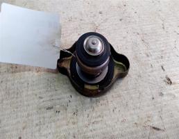 Крышка радиатора для Toyota Granvia I (1995—2002)  запчасти бу