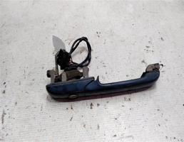 Ручка двери наружная передней правой для VOLKSWAGEN Passat B4 94-96г  запчасти бу