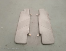 Козырек солнцезащитный внут км-т для Land Rover Defender I (1983—2007)  запчасти бу