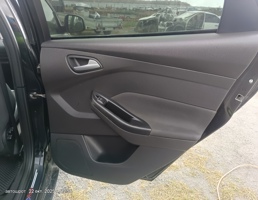 Обшивка двери задней правой для Ford Focus III (2011—2015)  запчасти бу