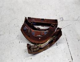 Колодки тормозные задние барабанные км-т для Toyota Camry XV20 (1994—2002)  запчасти бу