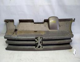 Решетка радиатора для Peugeot 405 I (1987—2014)  запчасти бу