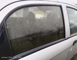 Стекло двери задней правой для Chevrolet Spark M200 (2005—2009)  запчасти бу