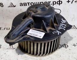 Моторчик печки для Mazda 626 GC 83-87г  запчасти бу