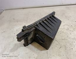 Крышка корпуса воздушного фильтра верхняя для Nissan Maxima A32 (1994—2000)  запчасти бу