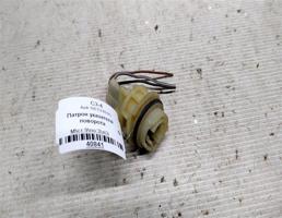 Патрон указателя поворота для Audi 100 C3 (1982—1988)  запчасти бу