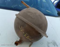 Бачок расширительный ДВС для VOLKSWAGEN Passat B3 (1988—1993)  запчасти бу