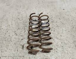 Пружина задняя пара для VOLKSWAGEN Passat B2 (1980—1988)  запчасти бу
