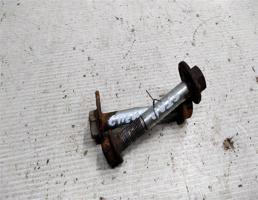 Болт регулировки развала для Mitsubishi Space Wagon II (1991—1998)  запчасти бу