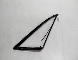 Молдинг стекла кузова глухого заднего правого для Mazda 626 GD (1987—1996)  запчасти бу