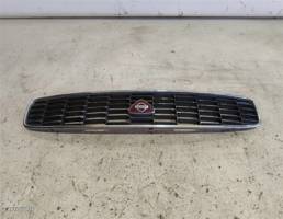 Решетка радиатора для Nissan Bluebird U12 (1987—1991)  запчасти бу