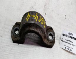 Скоба стабилизатора переднего для Audi A6 C4 (1994—1997)  запчасти бу