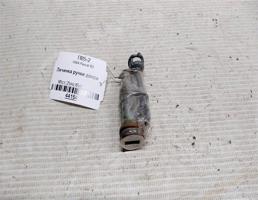 Личинка ручки двери для VOLKSWAGEN Passat B5 (1996—2001)  запчасти бу