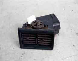 Дефлектор торпедо левый для Audi 100 C3 (1982—1988)  запчасти бу