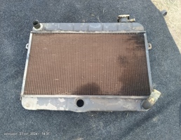 Радиатор основной для ВАЗ (LADA) 2121 (4x4) Фора I рестайлинг (1996—2011)  запчасти бу