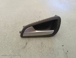 Крючок двери задней левой для Ford Focus III (2011—2015)  запчасти бу