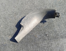 Накладка на стойку нижняя переднюю левую для Renault Megane II (2002—2006)  запчасти бу