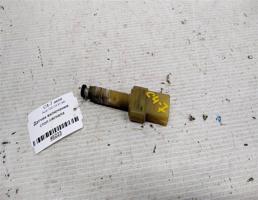 Датчик включения стоп сигнала для Audi 100 C4 (1990—1994)  запчасти бу