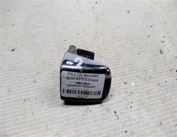 Заглушка ручки наружней передней левой для Mercedes-Benz E-класс W210/S210 (1995—1999)  запчасти бу