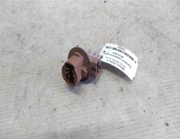 Патрон заднего вунтреннего фонаря для Nissan Maxima A33 (1999—2006)  запчасти бу