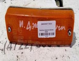 Указатель поворота в бампер левый для Isuzu Gemini II (1985—1990)  запчасти бу