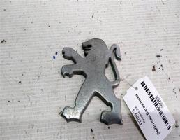 Эмблема багажника для Peugeot 206 I (1998—2012)  запчасти бу