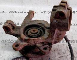 Кулак поворотный передний правый для Ford Scorpio 94-98г  запчасти бу