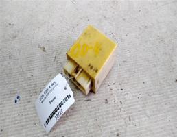 Реле для Mazda 626 GD (1987—1996)  запчасти бу