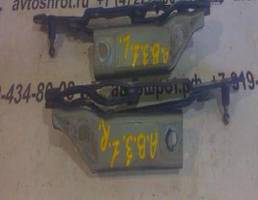 Петля крышки багажника правая для Audi 80 B3 (1986—1991)  запчасти бу