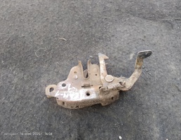 Замок капота для Nissan Sunny B14 (1994—1999)  запчасти бу