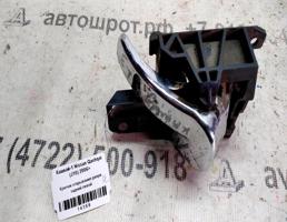 Крючок двери задней левой для Nissan Qashqai I (2006—2010)  запчасти бу