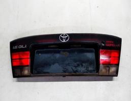 Бленда крышки багажника (накладка) для Toyota Corolla  запчасти бу