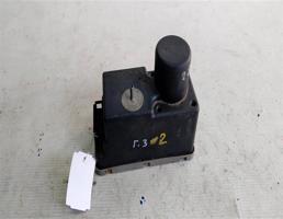 Компрессор вакуумный центрального замка для VOLKSWAGEN Golf Mk3 (1991—2000)  запчасти бу