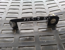 Накладка ручки наружней передней правой для Audi 80 B3 (1986—1991)  запчасти бу