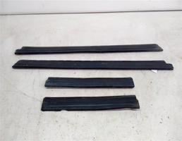 Накладка на порог внутренний км-т для Audi 90 B2 (1984—1987)  запчасти бу