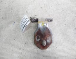 Петля двери задней нижняя левая для Mazda 626 GD (1987—1996)  запчасти бу