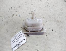 Вакуумный привод замка двери передней правой для Audi A6 C4 (1994—1997)  запчасти бу