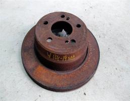 Диск тормозной задний для Mercedes-Benz E-класс W124/S124/C124/A124 (1984—1997)  запчасти бу