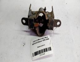 Замок капота для Mercedes-Benz E-класс W210/S210 (1995—1999)  запчасти бу