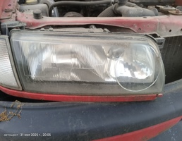 Фара правая для Nissan Primera P10 (1990—1995)  запчасти бу