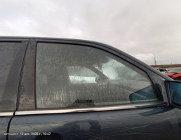 Стекло двери передней правой для Mercedes-Benz E-класс W210/S210 (1995—1999)  запчасти бу