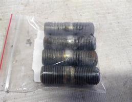 Шпилька ГБЦ для Lifan Breez (520) 520 (2005—2014)  запчасти бу