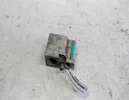 Клапан кондиционера для Audi 80 B4 91-94г  запчасти бу