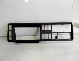 Рамка панели приборов для VOLKSWAGEN Golf Mk2 (1983—1992)  запчасти бу