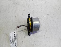 Вакуумный привод заслонки печки для Ford Mondeo I (1993—1996)  запчасти бу