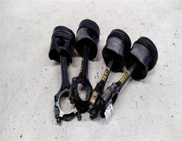 Поршень с шатуном км-т для Mercedes-Benz 190 (W201) W201 (1982—1993)  запчасти бу