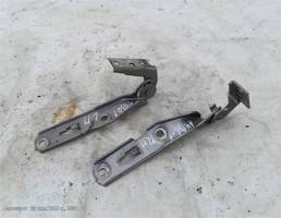 Петля капота пара для Audi A4 B6 (2000—2006)  запчасти бу